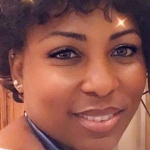 Meet your Posher, Finette